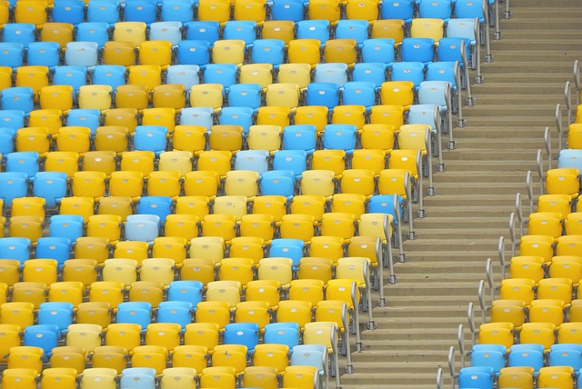 例如在面对 例如在面对