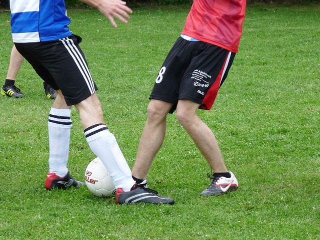 破对手防线 破对手防线